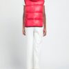 Chaleco con capucha para mujer Love Moschino en color rojo. - Imagen 3