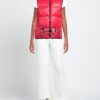 Chaleco con capucha para mujer Love Moschino en color rojo. - Imagen 4