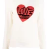Sudadera para mujer Love Moschino en color blanco crema con estampado de corazón